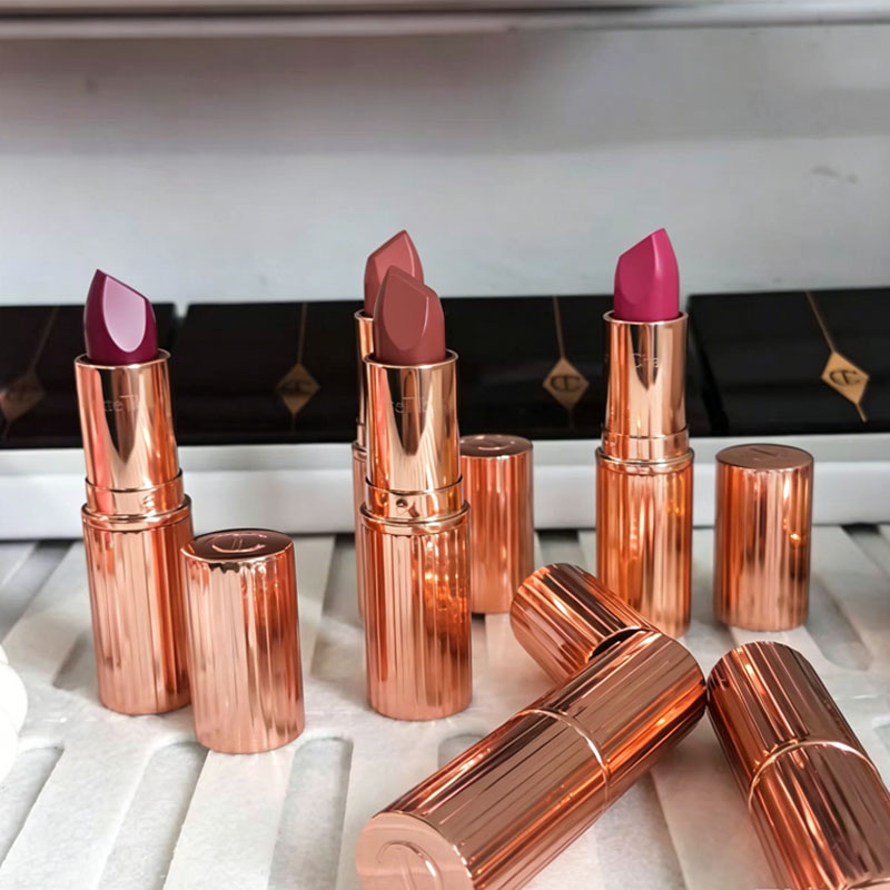 Set de Maquillaje de Lujo Marc - Luxury Brands With Skincare reseña y precio